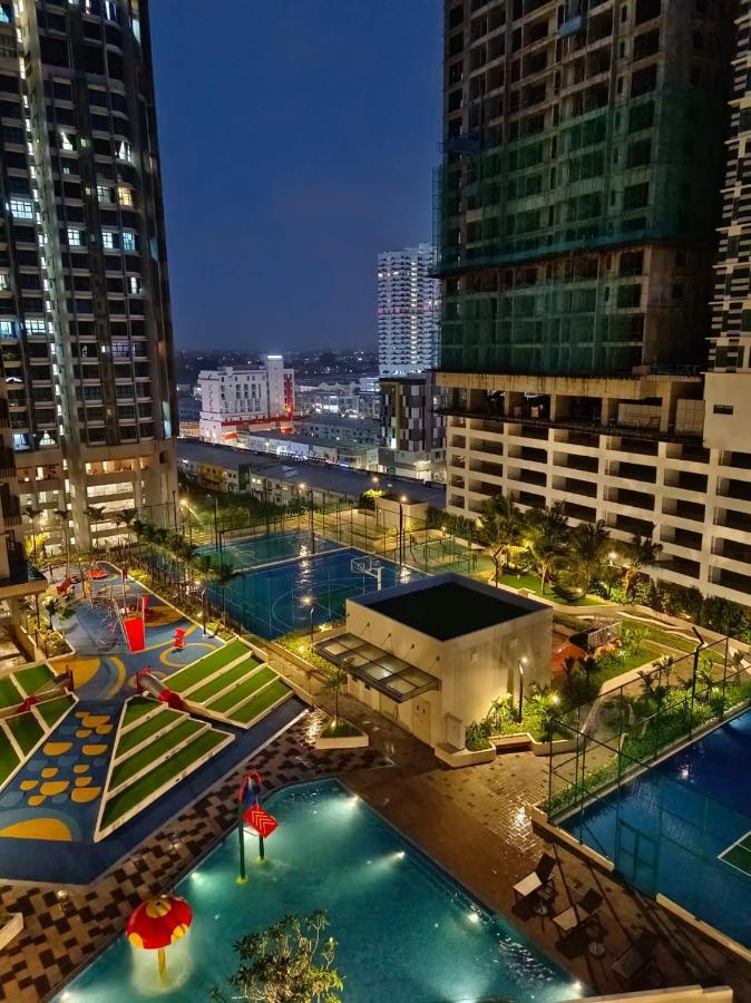 Luxury Couple Suites L Free Netflix L Massage Chair L Bathtub L Wifi 200Mbps L Town Area Bali Residence Malacca ภายนอก รูปภาพ