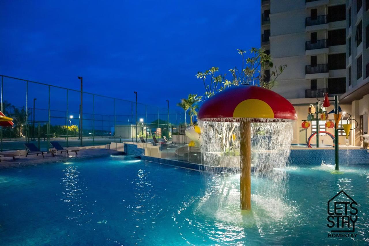 Luxury Couple Suites L Free Netflix L Massage Chair L Bathtub L Wifi 200Mbps L Town Area Bali Residence Malacca ภายนอก รูปภาพ